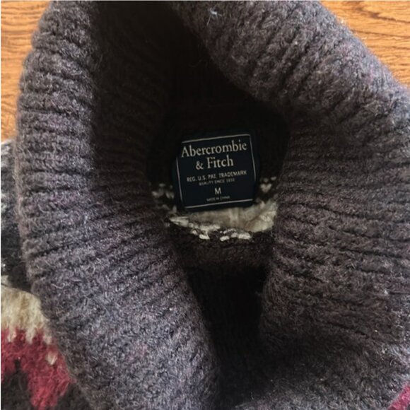 Abercrombie Sweater Women M Holiday Pullover Burgundy Fair Isle Turtleneck Brown - Picture 4 of 4